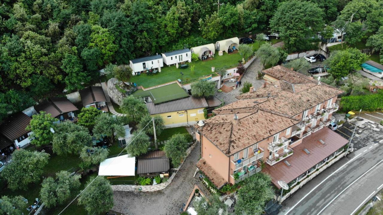 Camping Alpino - Nature Village Malcesine Bagian luar foto