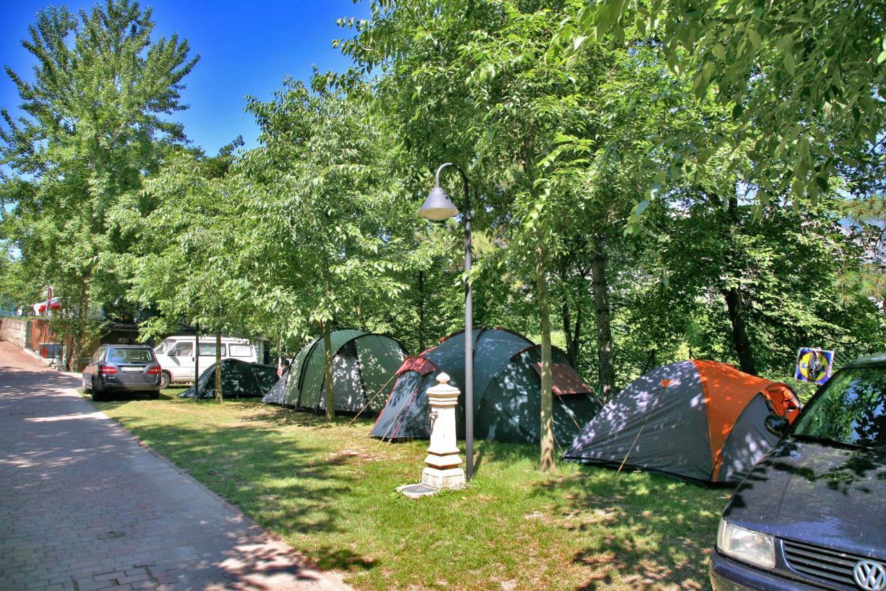 Camping Alpino - Nature Village Malcesine Bagian luar foto